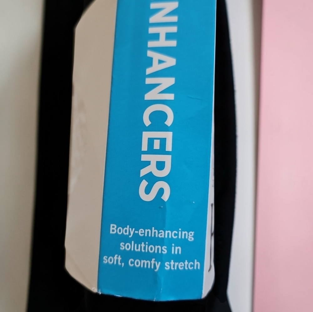 HUE Enhancers High Rise Tummy Control Leggings Black Size S NWT - Picture 5 of 5